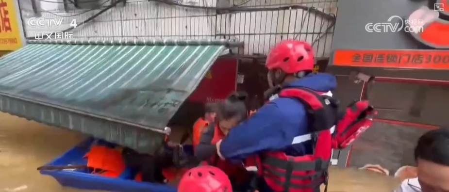 人心为坝,可抵万难,这就是“中国式团结”! 人心为坝,可抵万难,这就是“中国式团结”!