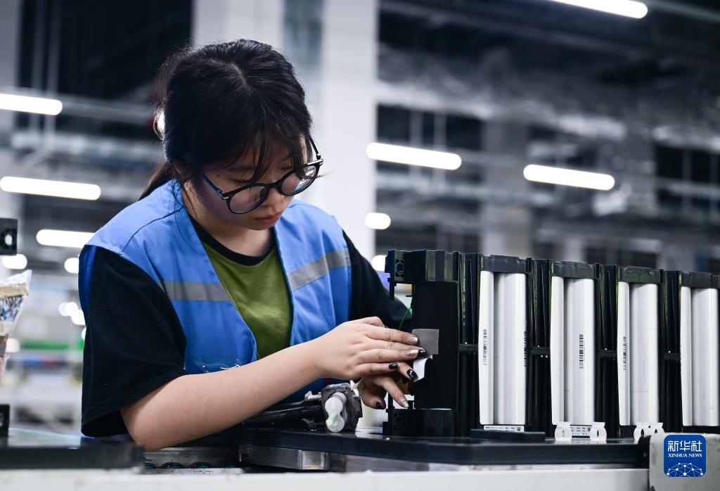 活力中国调研行｜安徽合肥：新能源汽车产业“加速跑”