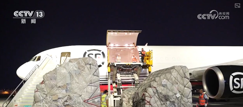 从制造、消费、运输、税务等多领域重磅数据 “数”读经济加力发展动力强劲 从制造、消费、运输、税务等多领域重磅数据 “数”读经济加力发展动力强劲