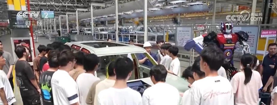 工业美学“硬核气质”出圈释放文旅新空间 全新体验激活消费活力 工业美学“硬核气质”出圈释放文旅新空间 全新体验激活消费活力