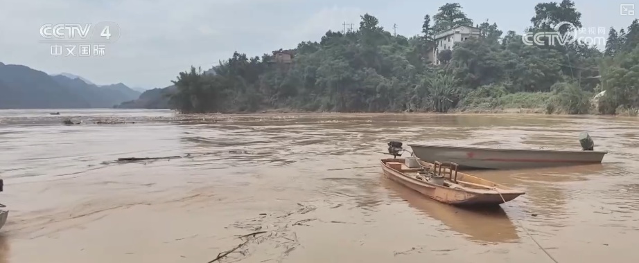争分夺秒!各地各部门全力抢险救援 保障群众生命安全 争分夺秒!各地各部门全力抢险救援 保障群众生命安全