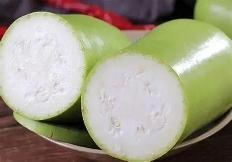 提醒!这种夏日常吃的瓜,一旦发苦立刻扔! 提醒!这种夏日常吃的瓜,一旦发苦立刻扔!