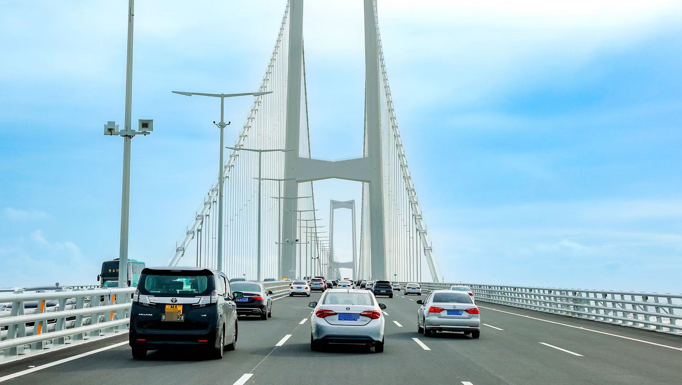 香港特区政府：力争今年11月启动“粤车南下”