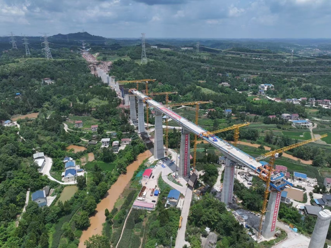 成功合龙!这条时速350公里高铁取得新进展 成功合龙!这条时速350公里高铁取得新进展