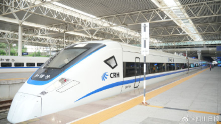 成都到北京首趟动卧开了 成都到北京首趟动卧开了