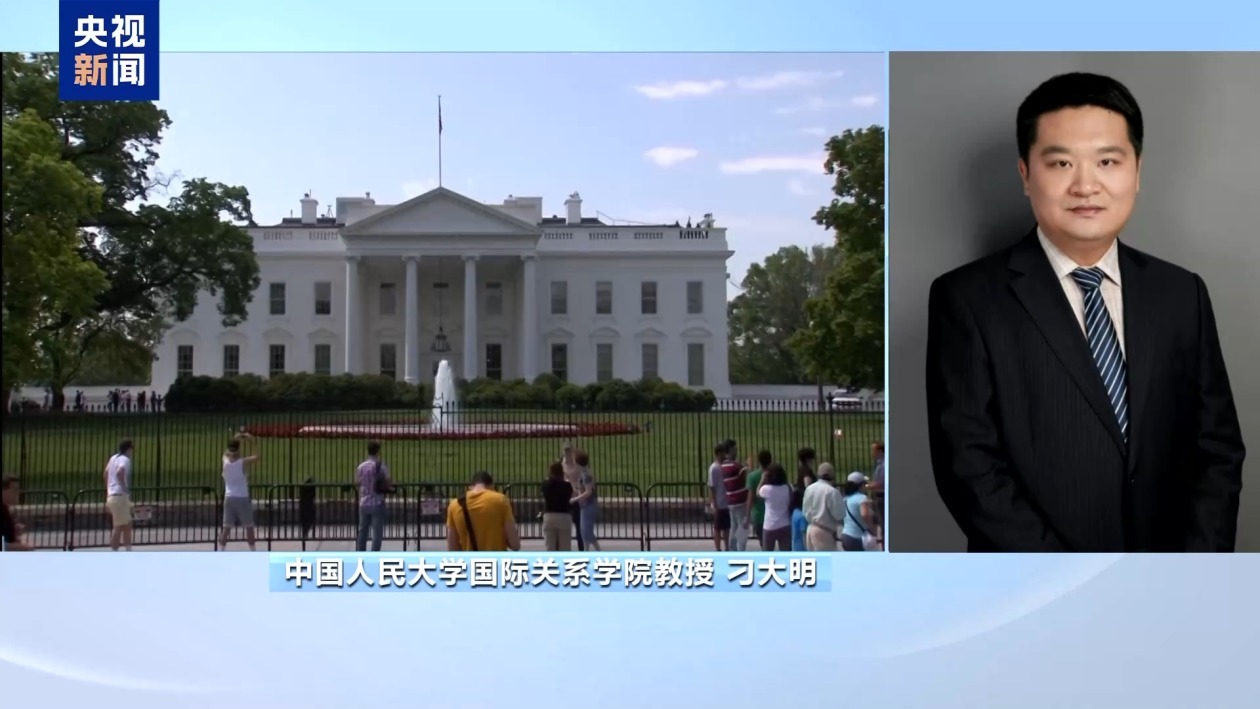 美参议院1票优势通过“大而美”法案 特朗普与马斯克“口水战”升级 美参议院1票优势通过“大而美”法案 特朗普与马斯克“口水战”升级