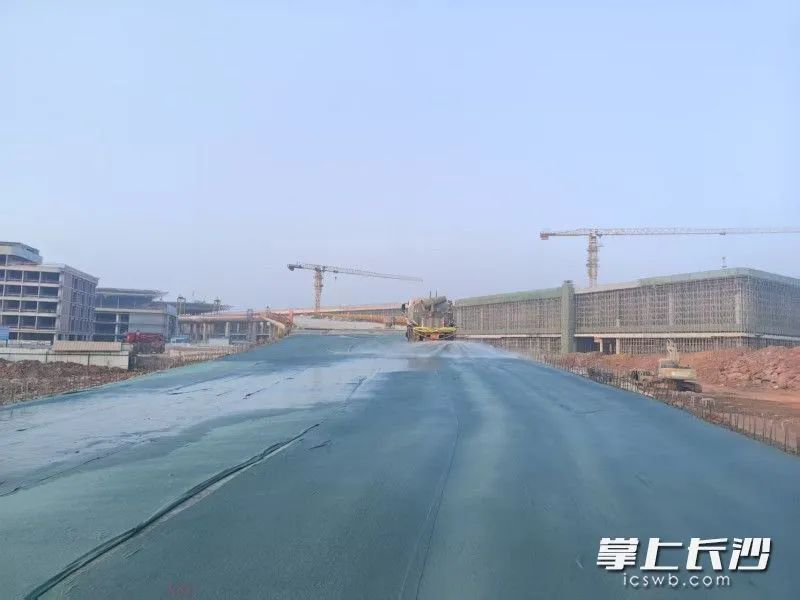 长沙机场“空中走廊”贯通了！