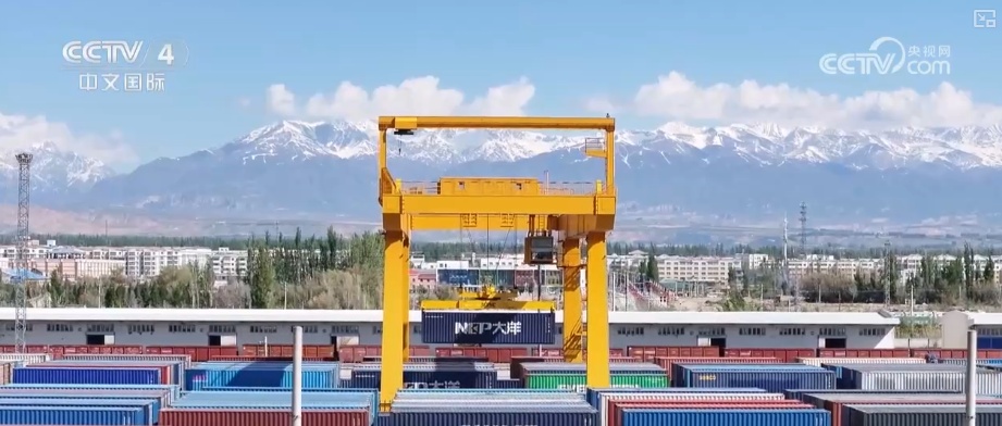 产业兴、消费热、活力澎湃!诸多利好积聚发力为经济发展注入强劲动力 产业兴、消费热、活力澎湃!诸多利好积聚发力为经济发展注入强劲动力