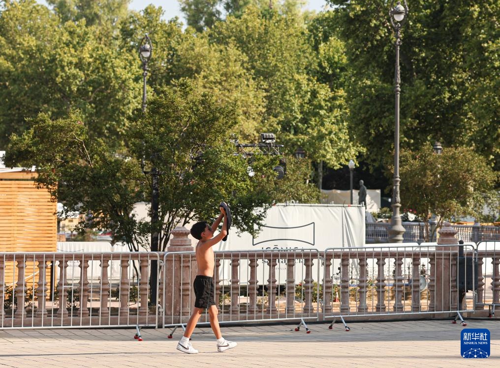 西班牙塞维利亚:烈日炎炎 西班牙塞维利亚:烈日炎炎