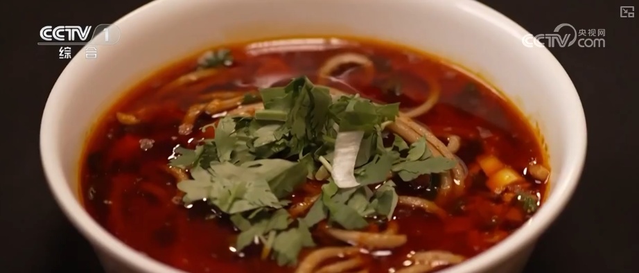 产业兴、消费热、活力澎湃!诸多利好积聚发力为经济发展注入强劲动力 产业兴、消费热、活力澎湃!诸多利好积聚发力为经济发展注入强劲动力