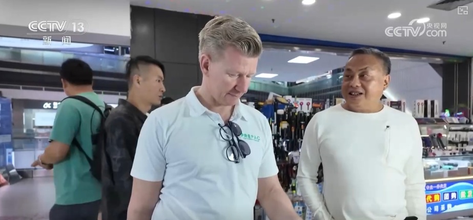 “设备+软件+内容”解锁新“视”界 中国智造脱颖而出“圈粉”海外消费者 “设备+软件+内容”解锁新“视”界 中国智造脱颖而出“圈粉”海外消费者