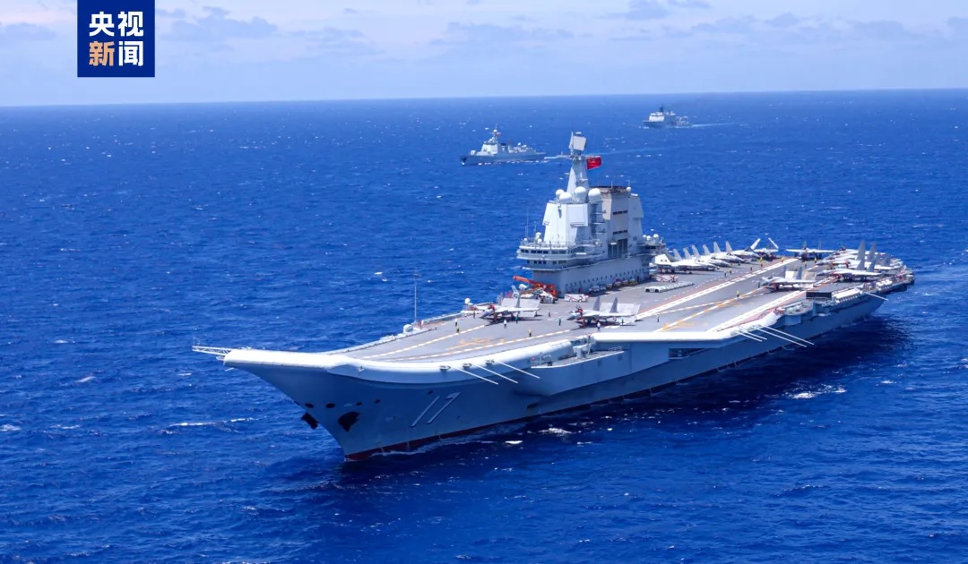山东舰航母编队抵达香港海域 山东舰航母编队抵达香港海域