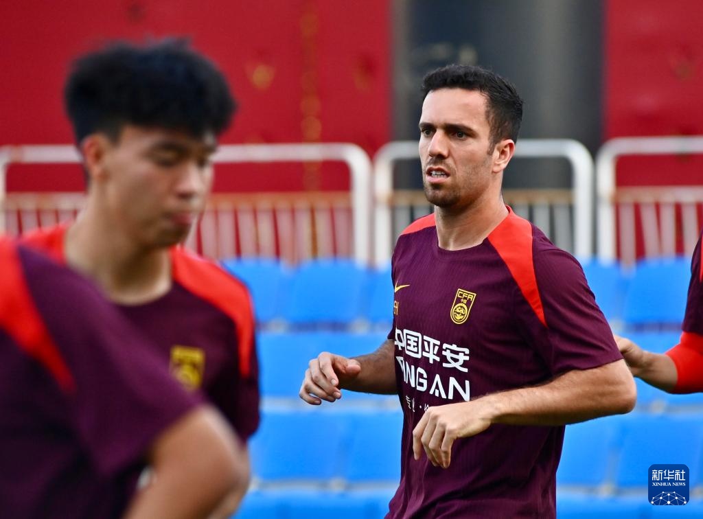 东亚杯:中国男足进行赛前训练 东亚杯:中国男足进行赛前训练