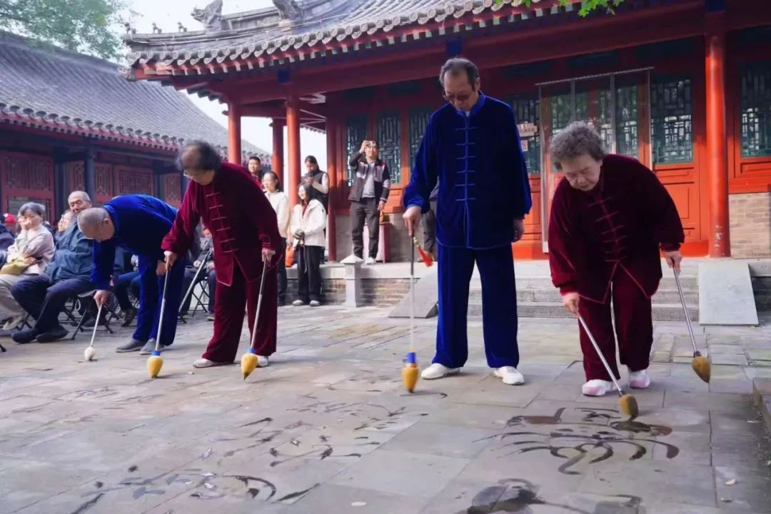 银龄行动︱“陶乐融融”话“银龄”