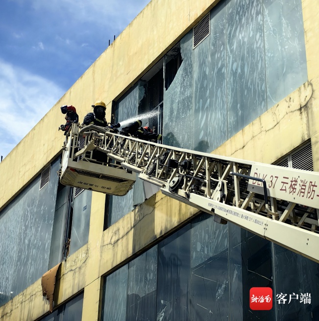 违规动火作业致火情!海口两男子被拘10日 违规动火作业致火情!海口两男子被拘10日