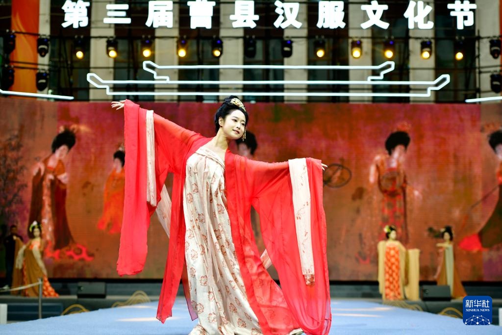 中国之城丨山东菏泽：黄河臂弯里的水韵花城