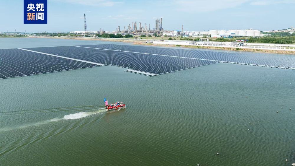 我国首个海水漂浮式光伏项目建成投用