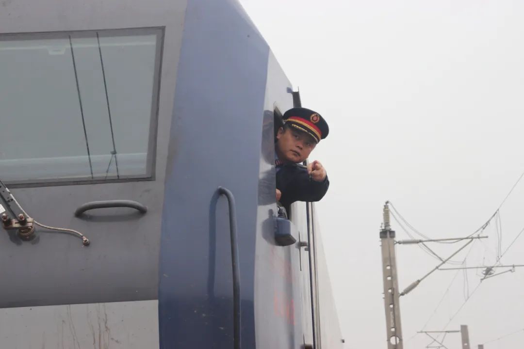 想开火车,该学哪个专业? 想开火车,该学哪个专业?