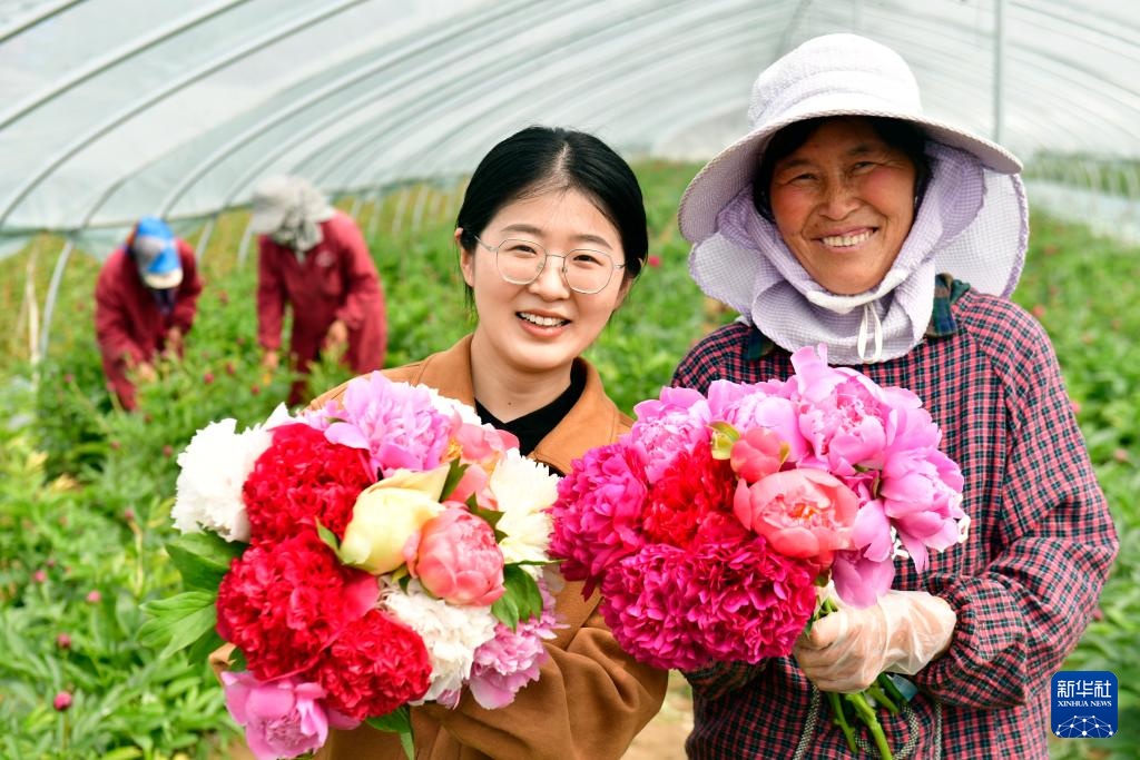 中国之城丨山东菏泽：黄河臂弯里的水韵花城