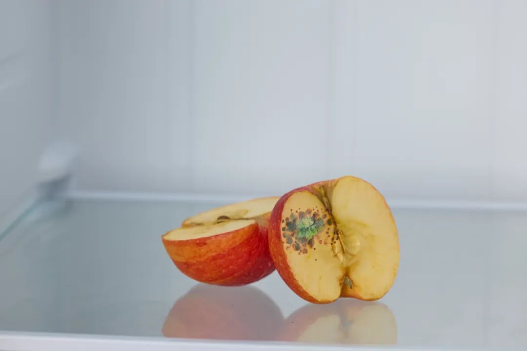 夏日饮食安全攻略:从采购到储存的防“腐”指南 夏日饮食安全攻略:从采购到储存的防“腐”指南