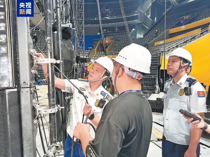 “无需审批”≠“不监管” 北京消防解读新规 “无需审批”≠“不监管” 北京消防解读新规