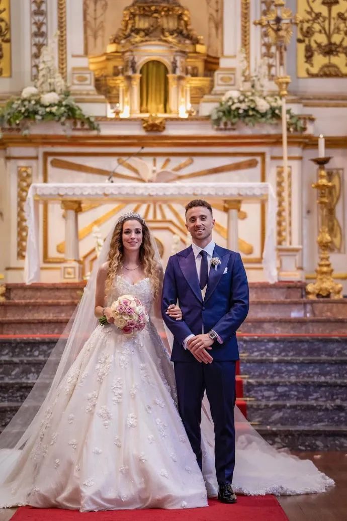 顶尖球星车祸去世!年仅28岁,十天前刚刚举行完婚礼… 顶尖球星车祸去世!年仅28岁,十天前刚刚举行完婚礼…