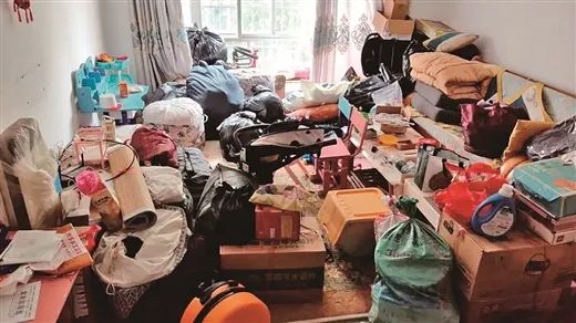 房东蒙了：出租房一地狼藉，家电被租客搬空！还有更离谱的……