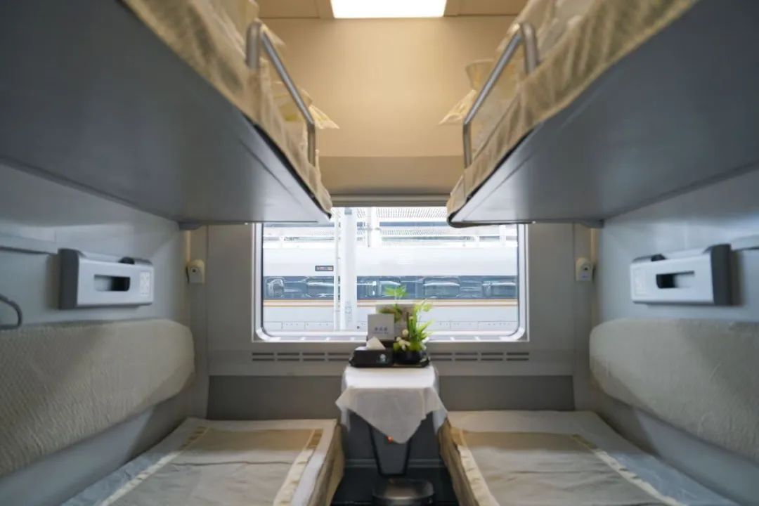 夕发朝至!贵阳→北京动卧列车正式开行! 夕发朝至!贵阳→北京动卧列车正式开行!