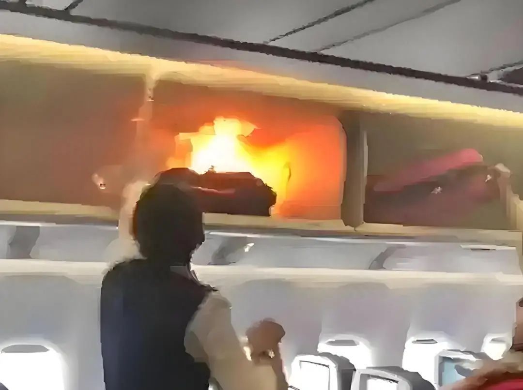 商家公然售卖“机场回流”充电宝!究竟是哪来的? 商家公然售卖“机场回流”充电宝!究竟是哪来的?