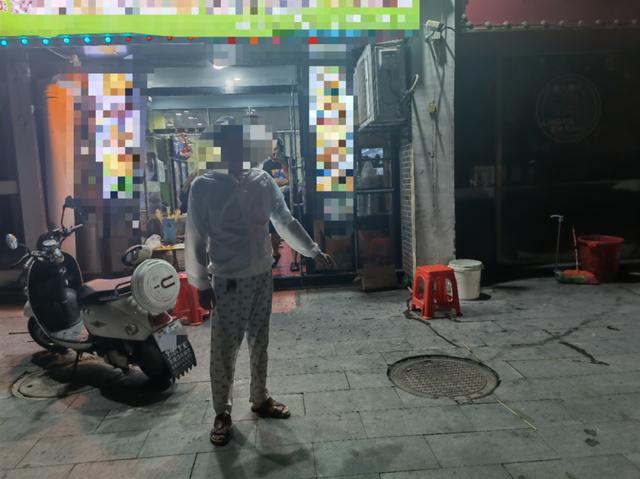 男子嫌楼下烧烤店太吵,一个月三次高空抛粪!法院判了 男子嫌楼下烧烤店太吵,一个月三次高空抛粪!法院判了