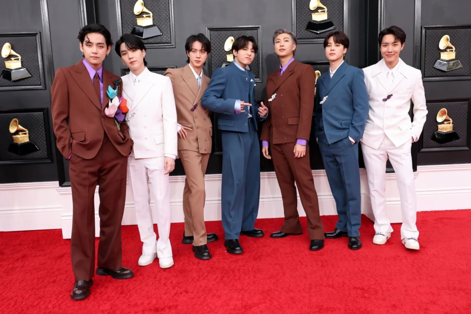 印度歌手Spotify粉丝超越霉霉和BTS，成全球粉丝最多艺人