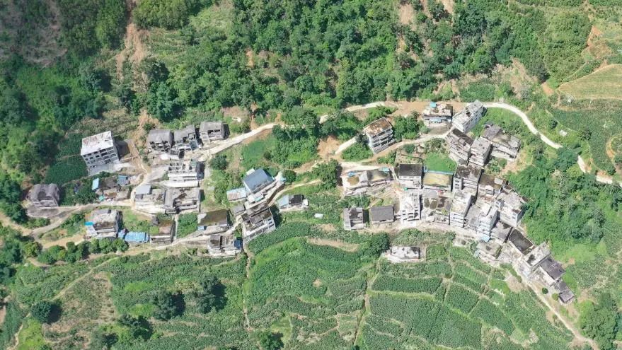 黔西南州安龙县成功避险2起山体滑坡 均未发生人员伤亡