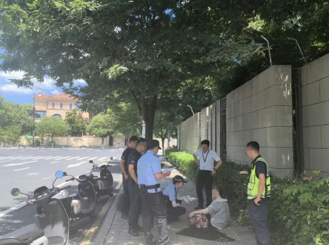 东北大妈刚到杭州就热晕:我想回齐齐哈尔!已坐火车回家 东北大妈刚到杭州就热晕:我想回齐齐哈尔!已坐火车回家