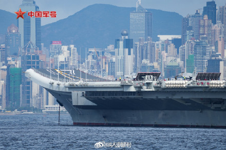 太美啦！山东舰与维港同框大片来了