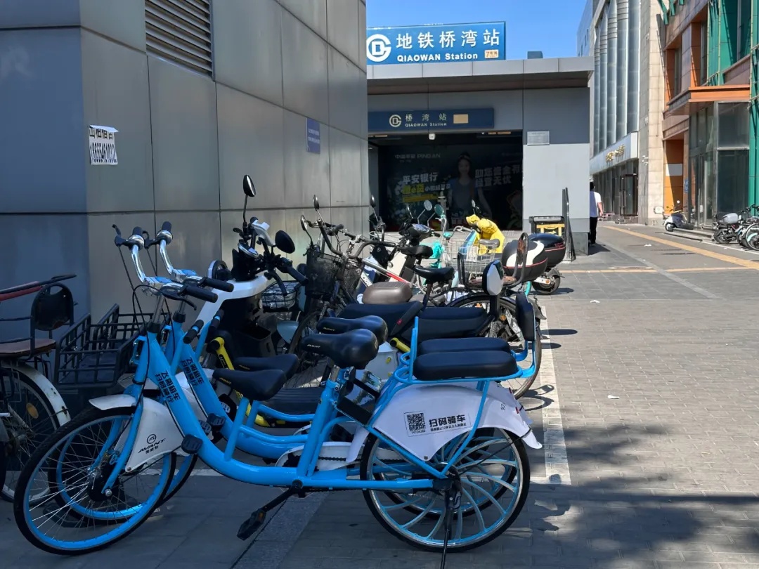 北京交通执法部门：“亲子单车”涉嫌违规投放，责令回收