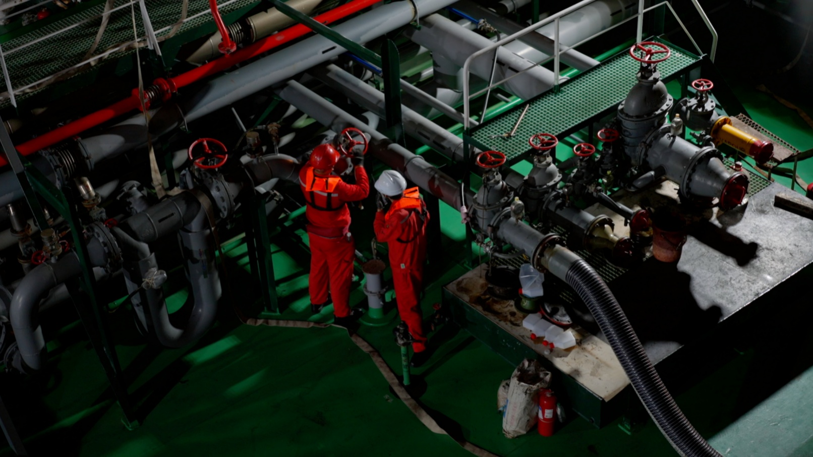 加油提速！舟山保税船燃加注启用电子签单交接