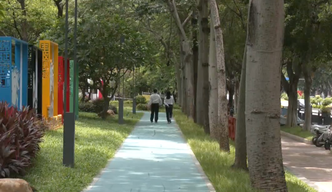 广州天河CBD有蛇出没,繁华闹市都有蛇?回应来了 广州天河CBD有蛇出没,繁华闹市都有蛇?回应来了