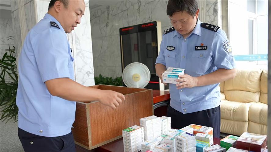 加价回收医保配药，退休老人成骗保“帮凶”……上海严打医保诈骗犯罪，缴获各类非法转卖药品3000余盒