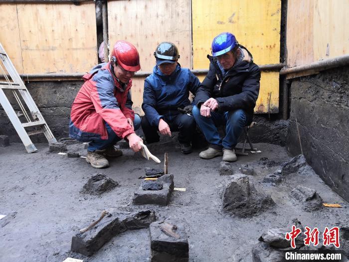 世界级重大考古成果!中国发现30万年前东亚最早木器 世界级重大考古成果!中国发现30万年前东亚最早木器