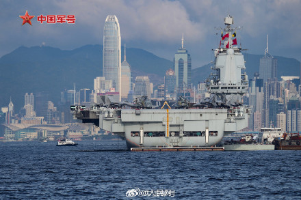 太美啦！山东舰与维港同框大片来了