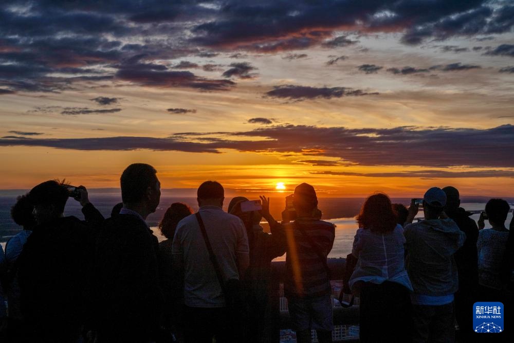 星空相册|年度“最小太阳”登场 星空相册|年度“最小太阳”登场