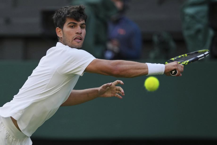 温网-阿尔卡拉斯3-1施特鲁夫晋级男单16强 温网-阿尔卡拉斯3-1施特鲁夫晋级男单16强