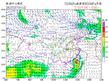 台风“丹娜丝”90度拐弯