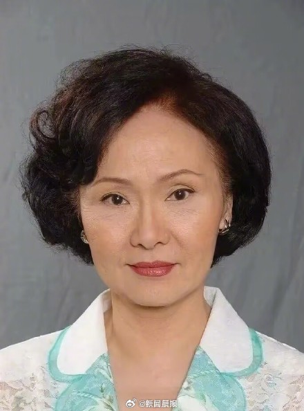 演员罗嘉良发文追忆周骢雪妮 ：一路走好，荣添永远怀念您们