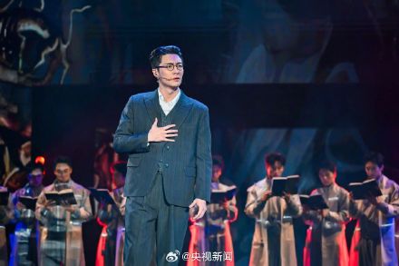 张艺兴谈从游本昌身上学到什么 张艺兴谈从游本昌身上学到什么