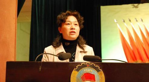 追求低级趣味，沉迷打牌，常德一女干部被开除党籍、取消退休待遇