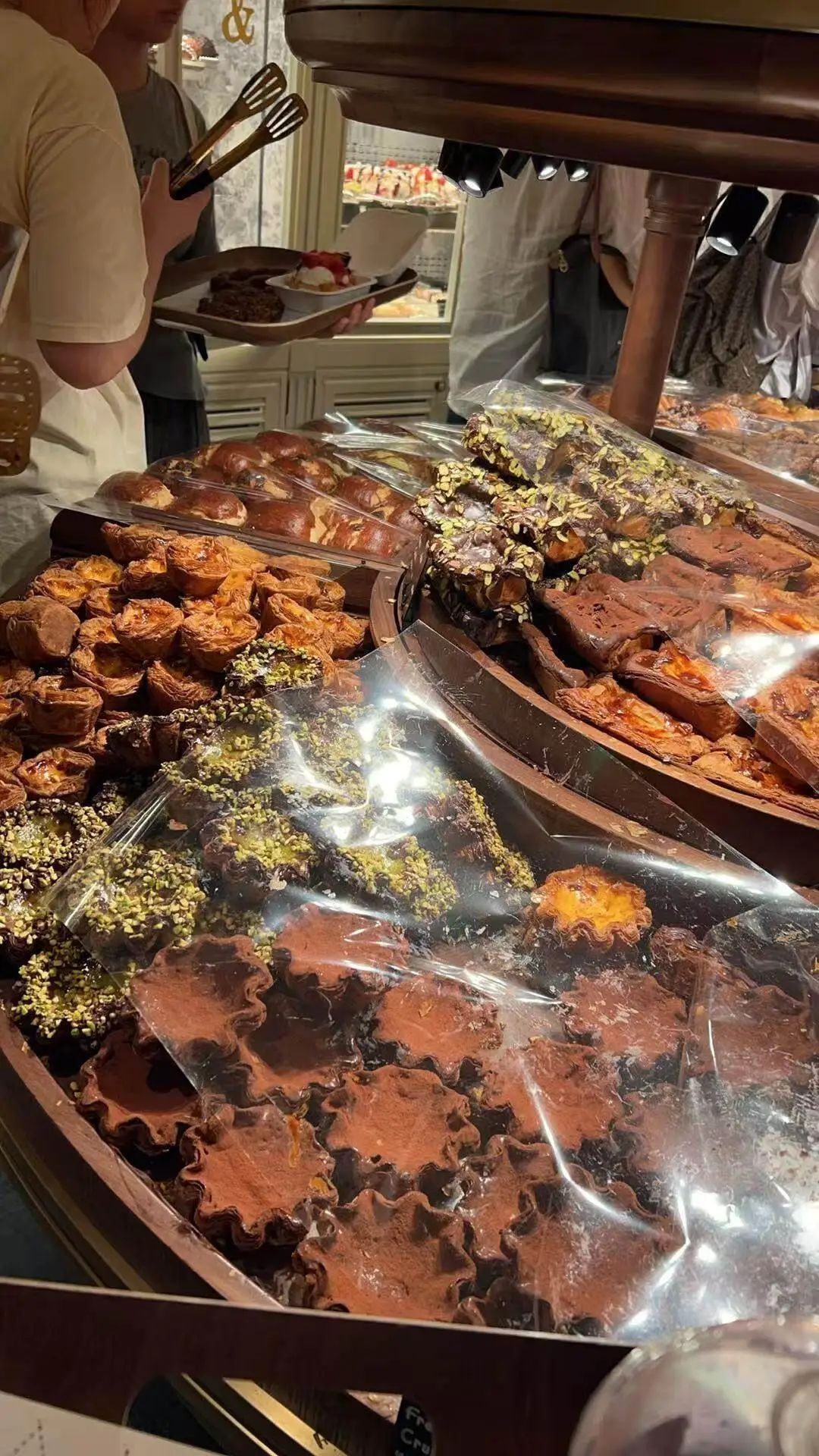 “胃疼、发烧、疯狂拉肚子”…网红面包店疑似致多人食物中毒 “胃疼、发烧、疯狂拉肚子”…网红面包店疑似致多人食物中毒