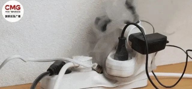 冰箱、空调、洗衣机,都有安全使用期限!速查你家的 冰箱、空调、洗衣机,都有安全使用期限!速查你家的