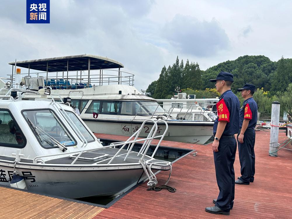 浙江宁波沿海拉响Ⅲ级防台警报 涉水工程有序停工 浙江宁波沿海拉响Ⅲ级防台警报 涉水工程有序停工