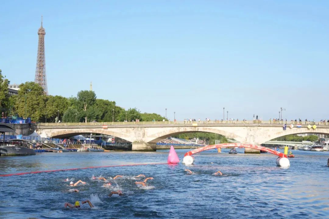 塞纳河,可以游泳了! 塞纳河,可以游泳了!